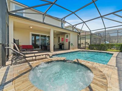 Modern 4BD/3.5B Private Pool Home, Near Disney World