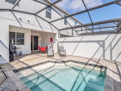 Townhome w/Splash Pool, BBQ, and Free Water Park!